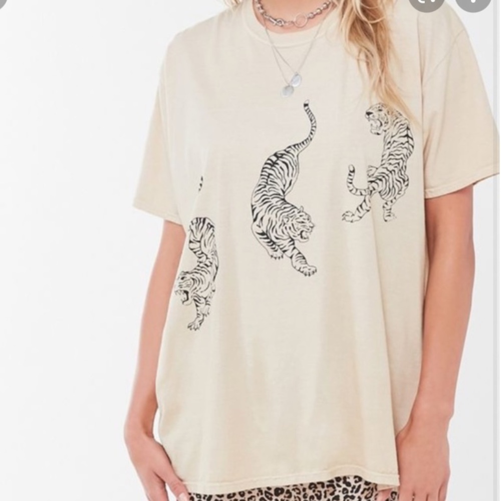 Urban Outfitters oversized tiger tshirt